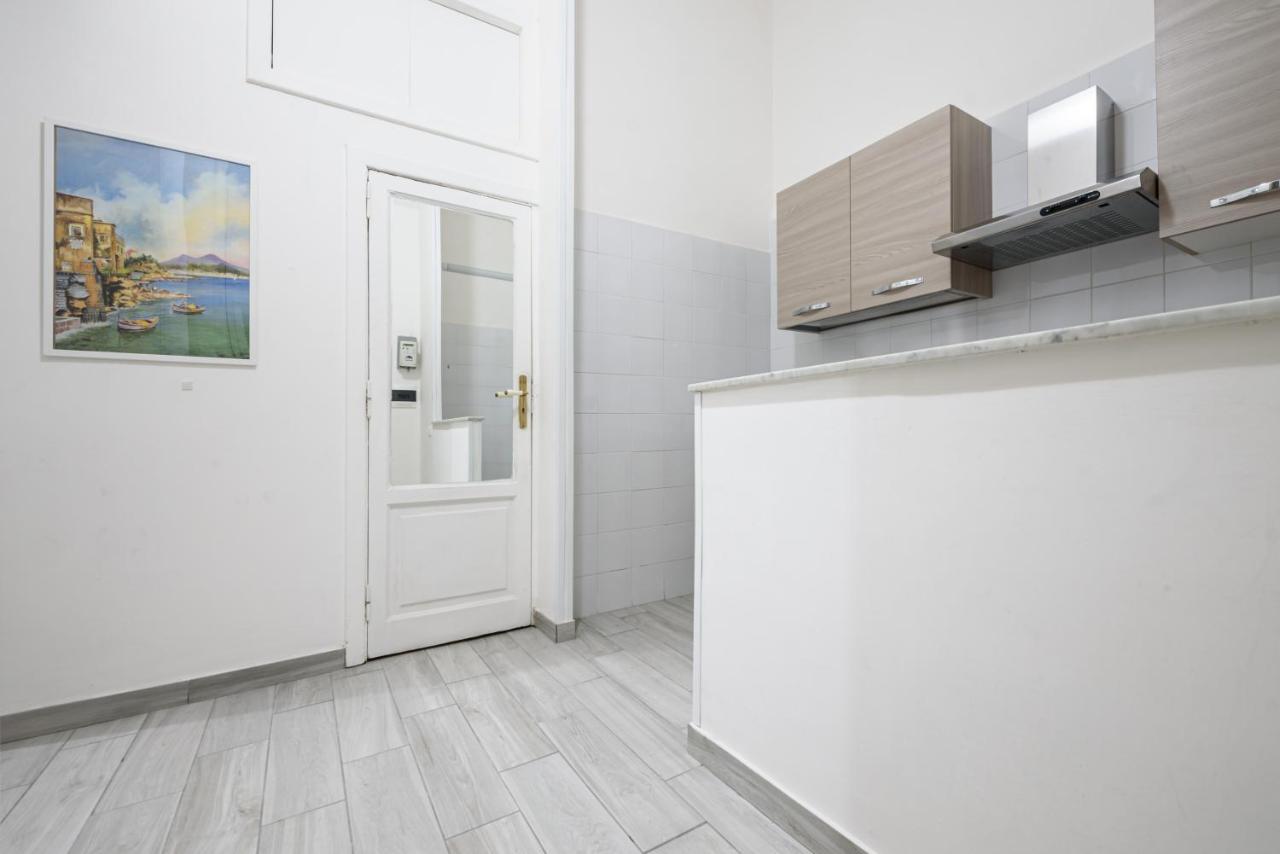 Vico Mastellone 16 Apartment Наполи Екстериор снимка