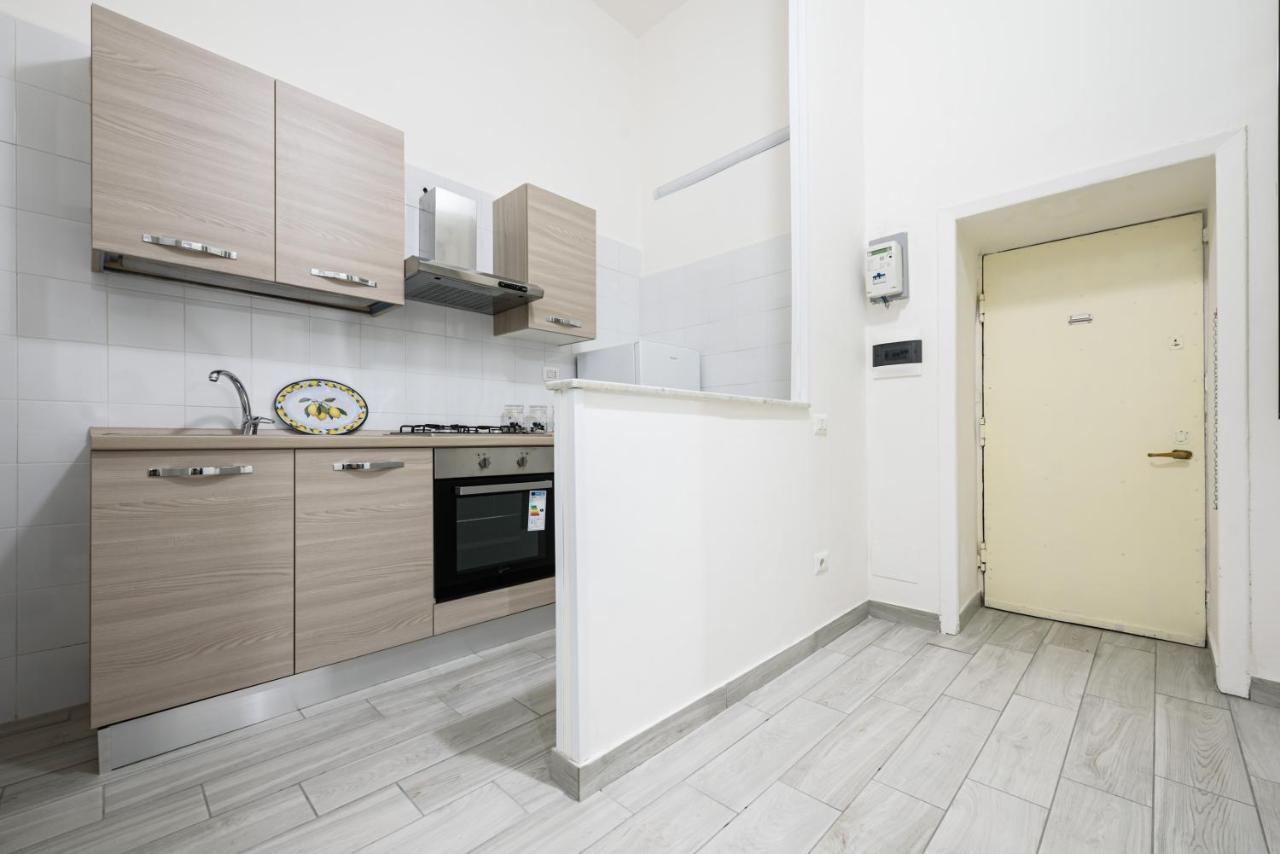Vico Mastellone 16 Apartment Наполи Екстериор снимка