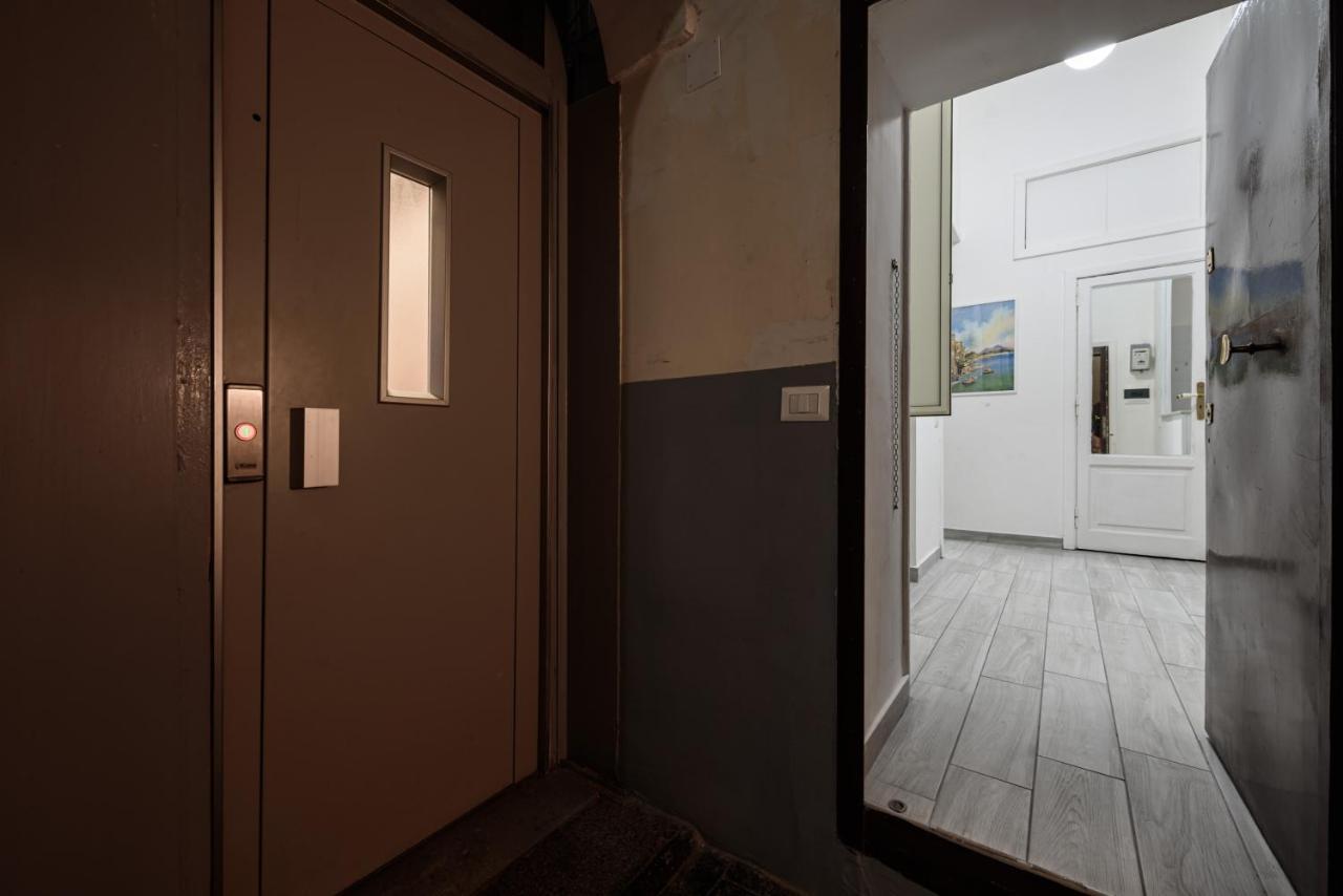 Vico Mastellone 16 Apartment Наполи Екстериор снимка