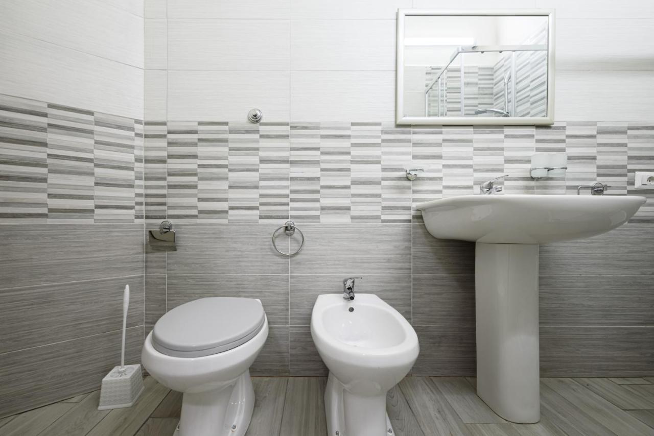 Vico Mastellone 16 Apartment Наполи Екстериор снимка